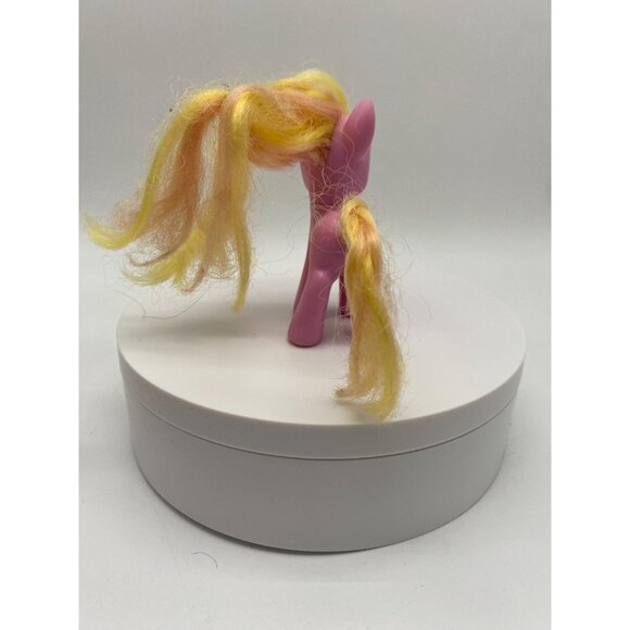 2014 Hasbro My Little Pony Honey Rays Pony - My Little Pony Collectible Toy - Picture 3 of 8